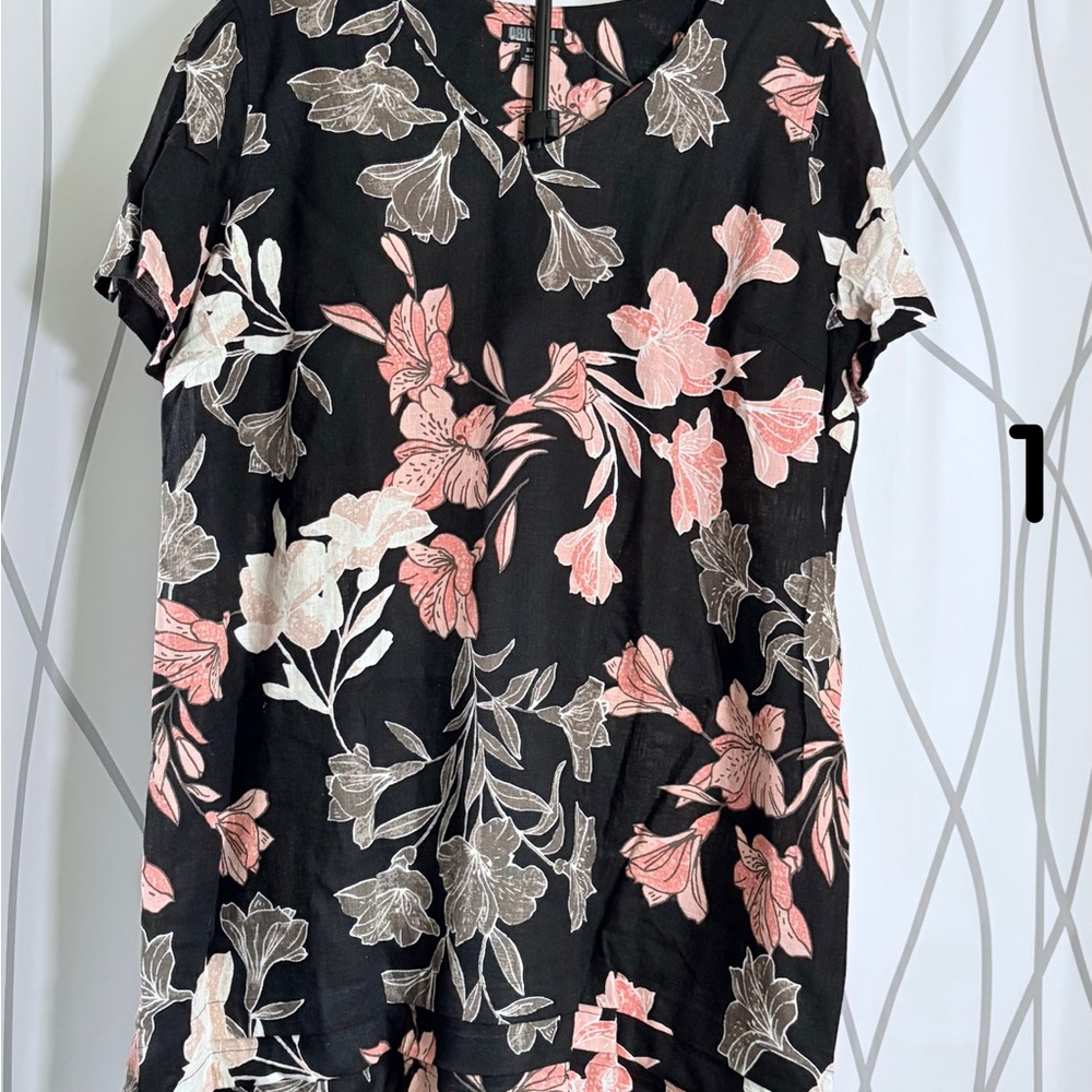 (4Q3) Black Floral Linen Blend Tunic Top – Short Sleeve XXL